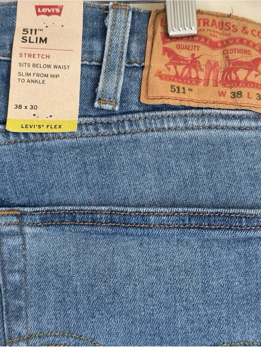 NWT Levi's Flex 511 Slim Fit Jeans Men's Size 38X30 Medium Wash Blue Denim